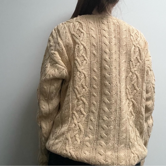 Vintage Light Yellow Knit Sweater - Picture 8 of 13